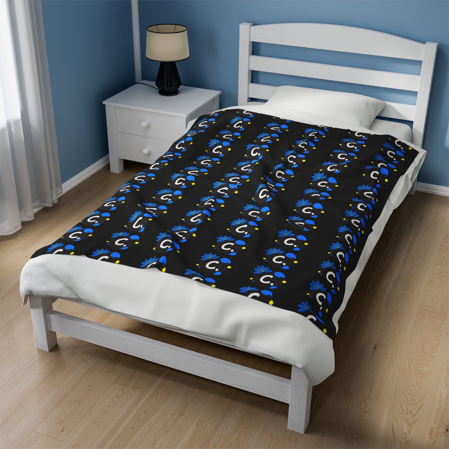 Monochrome Stamp Logo Velveteen Plush Blanket