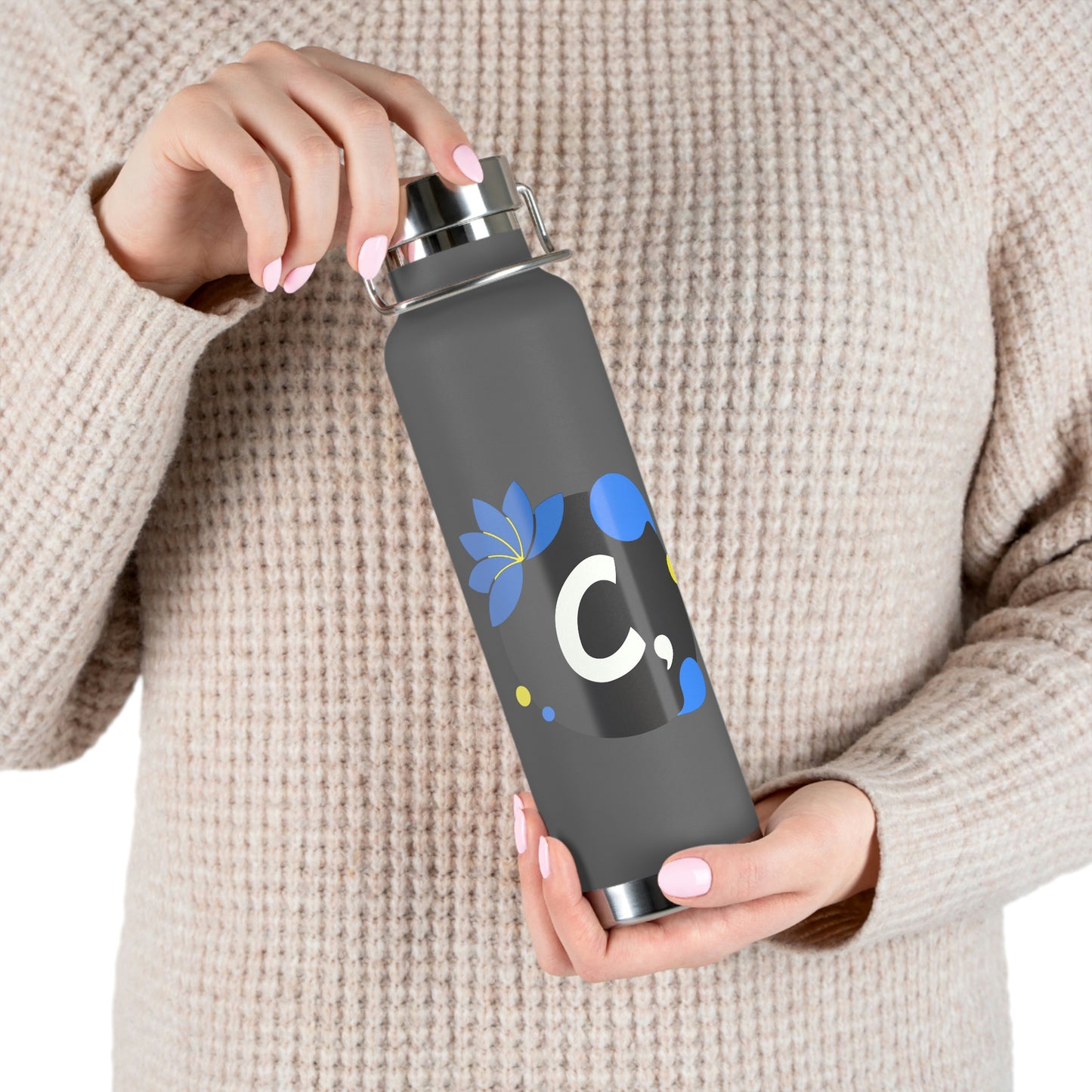 COMMaDiTYbrand *MEDiUM+MULTiCOLOR" Copper Vacuum Insulated Bottle, 22oz
