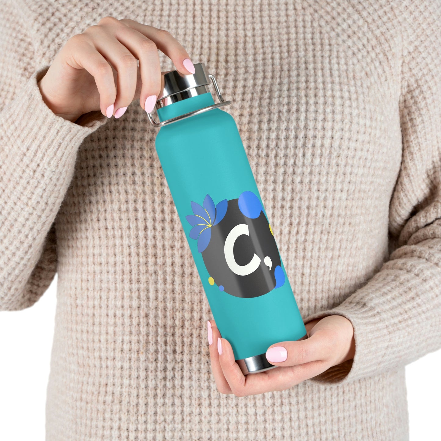COMMaDiTYbrand *MEDiUM+MULTiCOLOR" Copper Vacuum Insulated Bottle, 22oz